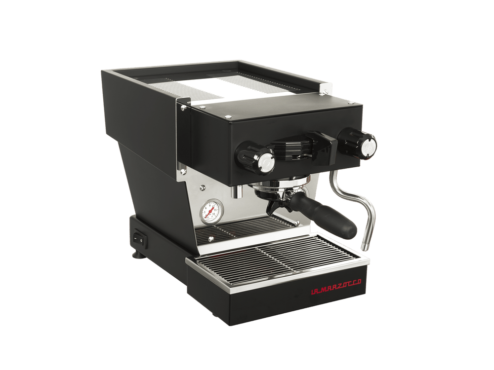 La Marzocco Linea Micra Nera, vista di tre quarti